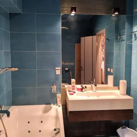 Maison Confortable Pour Un Couple *